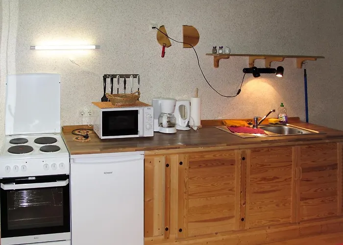 Old Huesung - Muz324 By Interhome *